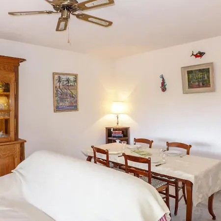 Apartman Le Rabelais-2 *